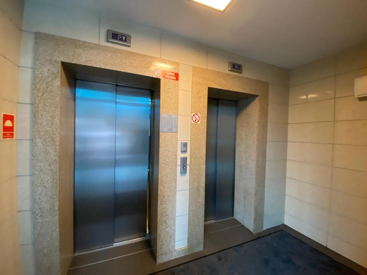 Appartement Apartament Przy Klifie à Varsovie Extérieur photo